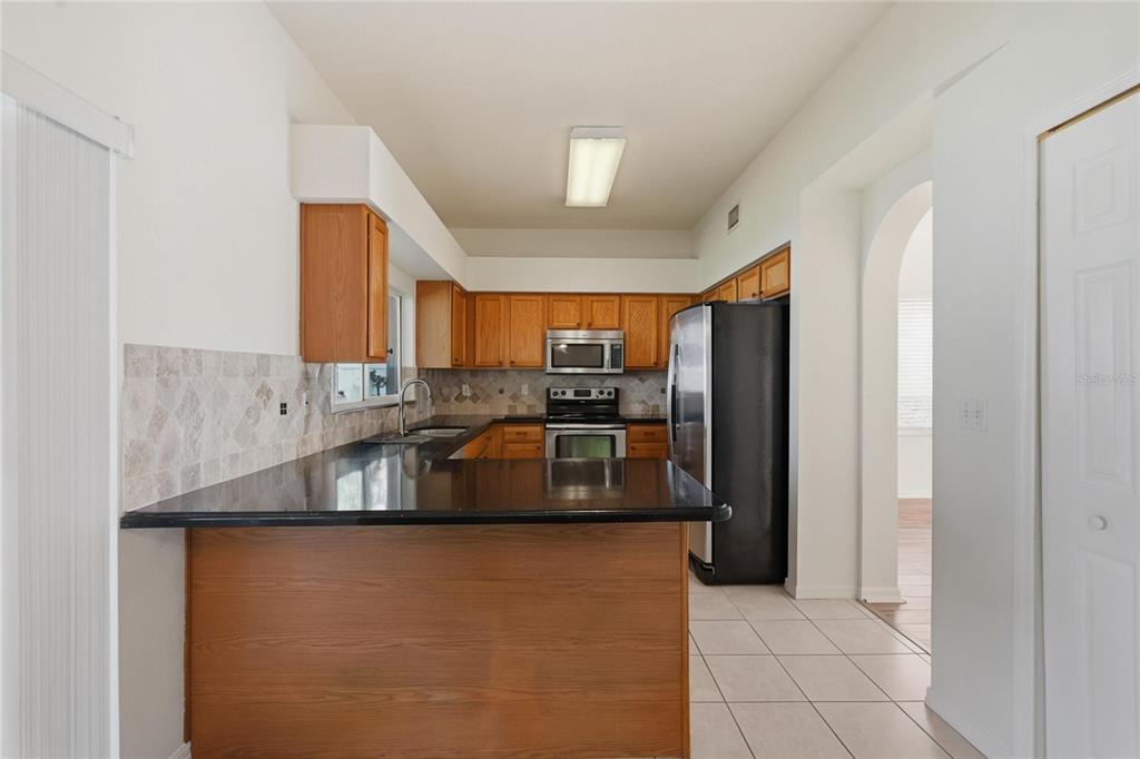 1734 Mapleleaf Boulevard Oldsmar, FL 34677 - Photo 27 of 82