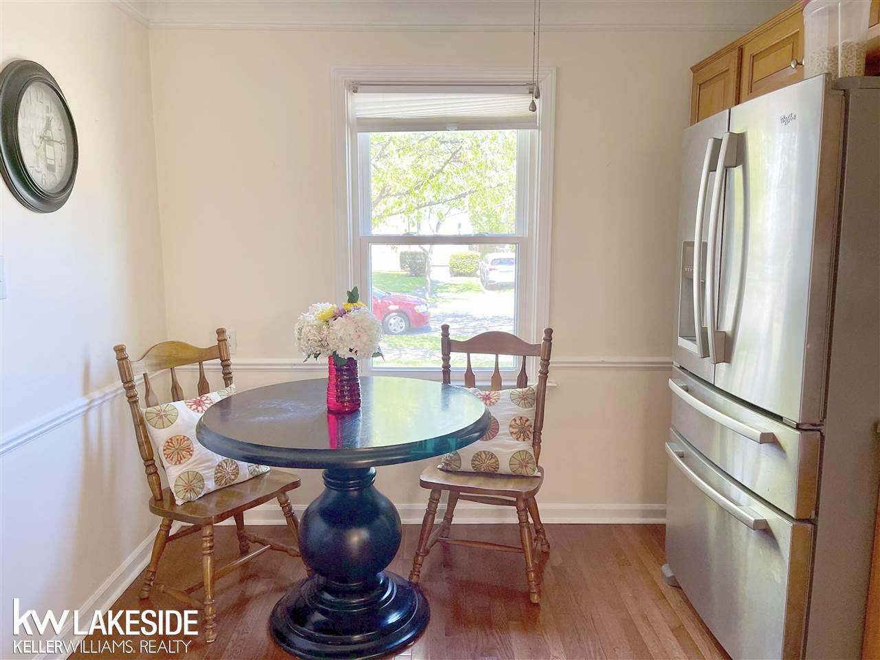 1833 Hampton Road Grosse Pointe, MI 48236 - Photo 18 of 45