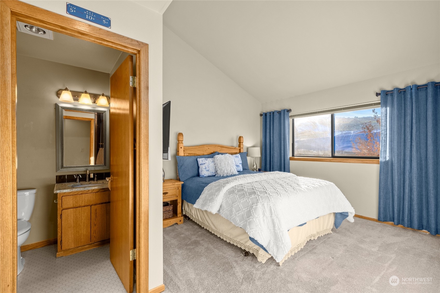 60 South Lakeshore Road, Unit 2G Chelan, WA 98816 - Photo 14 of 40 Gallery Image 14