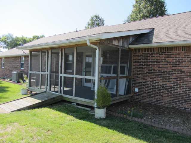 1430 R R J Boulevard Martinsville, IN 46151 - Photo 5 of 24 Gallery Image 5