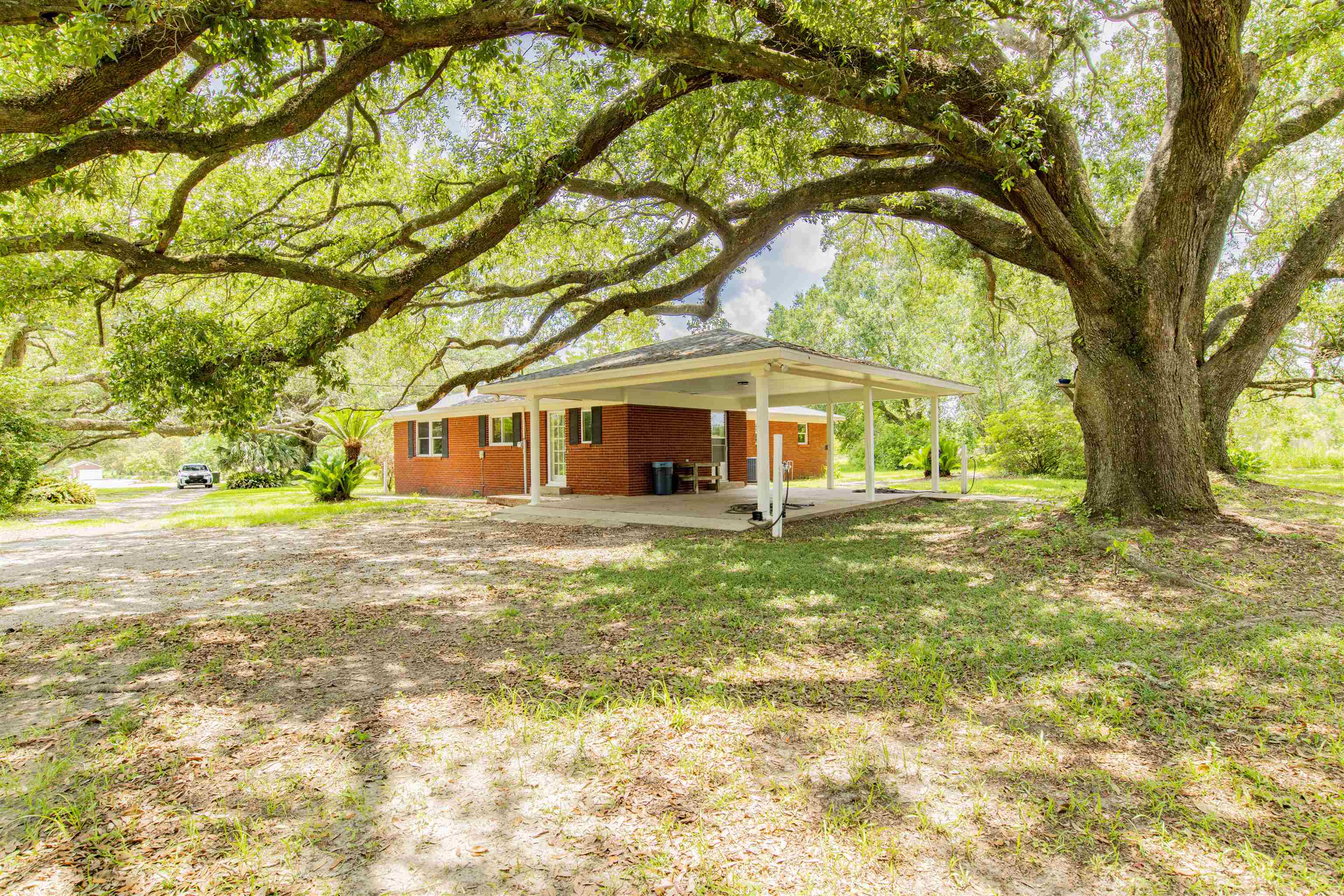 18347 Underwood Road Foley, AL 36535 - Photo 22 of 40 Yard