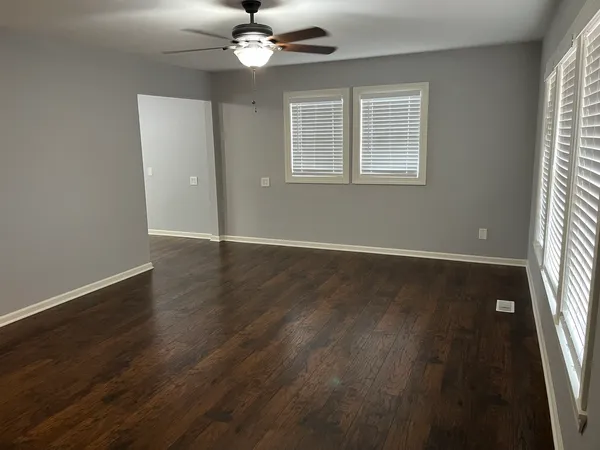 $388,900 | 302 Freehauf Street, Lemont, IL 60439