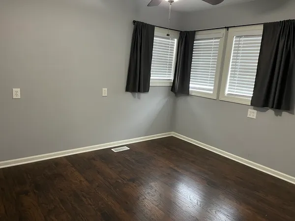 $388,900 | 302 Freehauf Street, Lemont, IL 60439