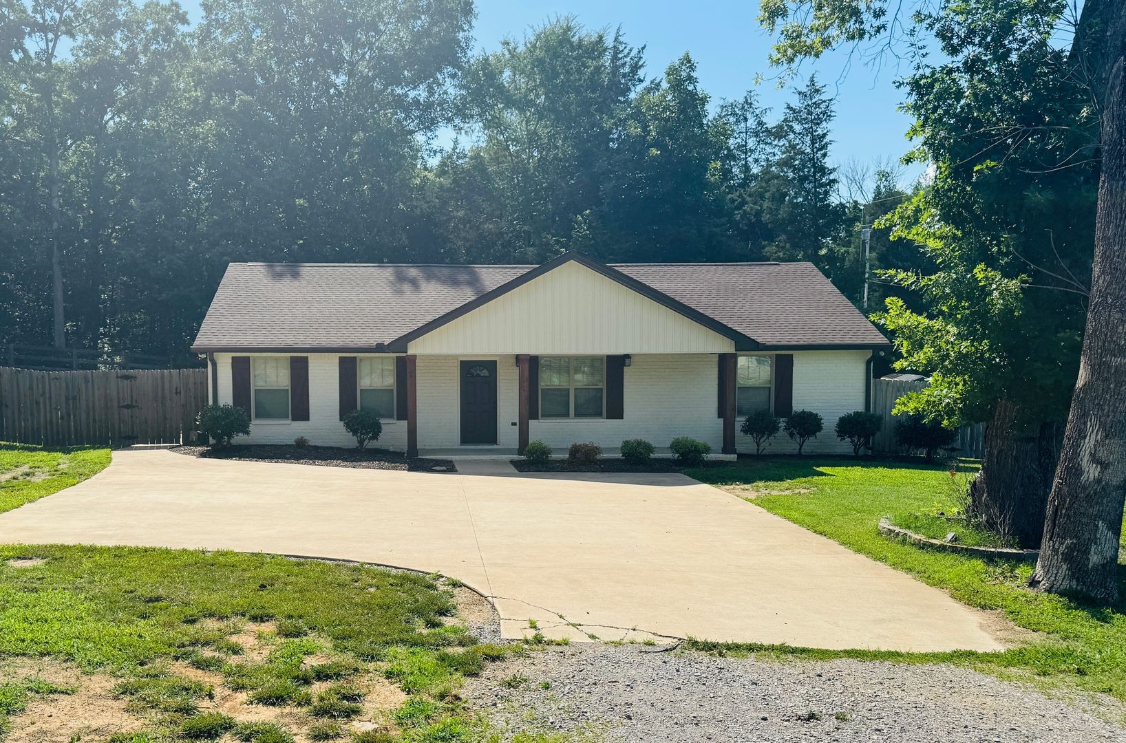 3316 Hunters Point Pike Lebanon, TN 37087 - Photo 1 of 18