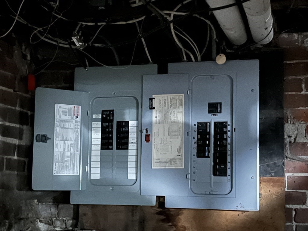 21 Cleveland Street Greenfield, MA 01301 - Photo 29 of 33