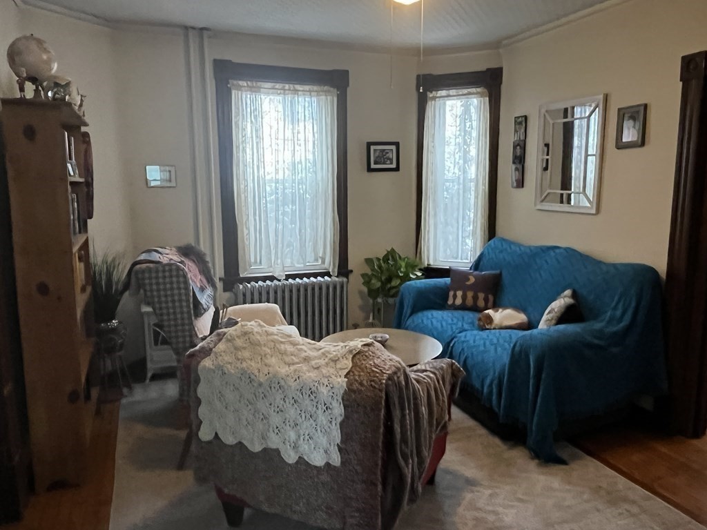 21 Cleveland Street Greenfield, MA 01301 - Photo 9 of 33