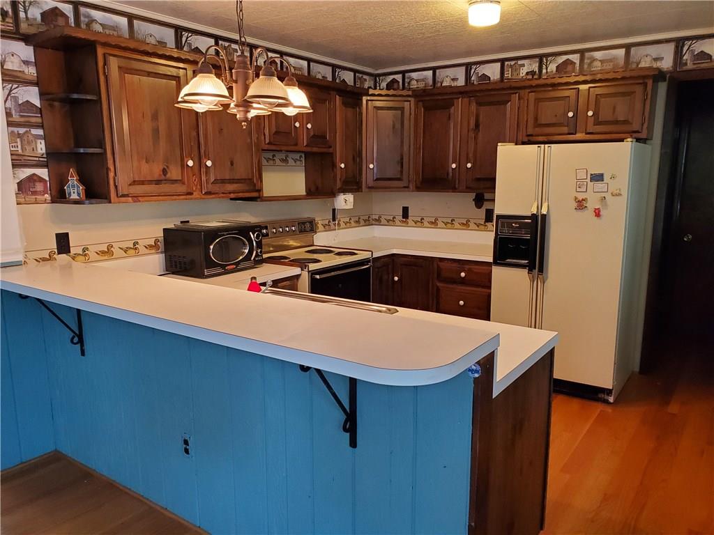236 Isle Road Butler, PA 16001 - Photo 4 of 18