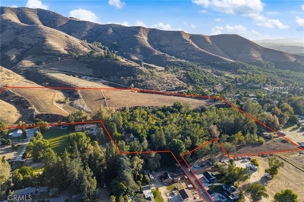 2700 Mill Creek Road Mentone, CA 92359 - Photo 3 of 22 a view of a yard