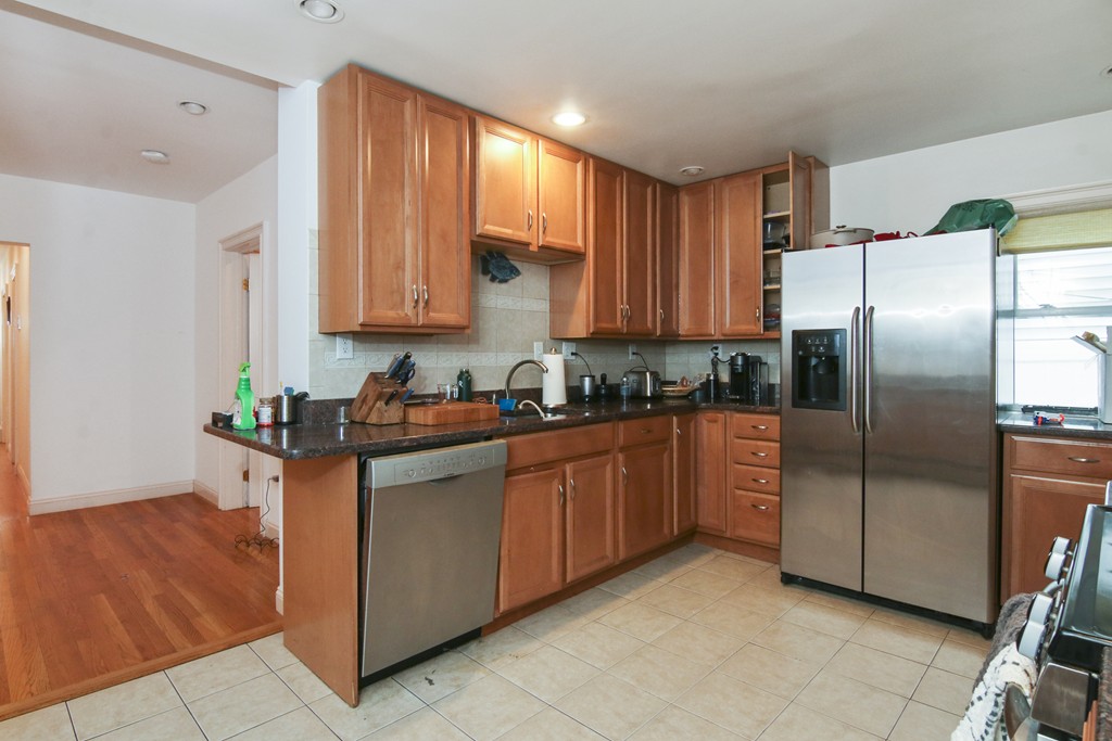 162 L Street, Unit 1 Boston, MA 02127 - Photo 14 of 23
