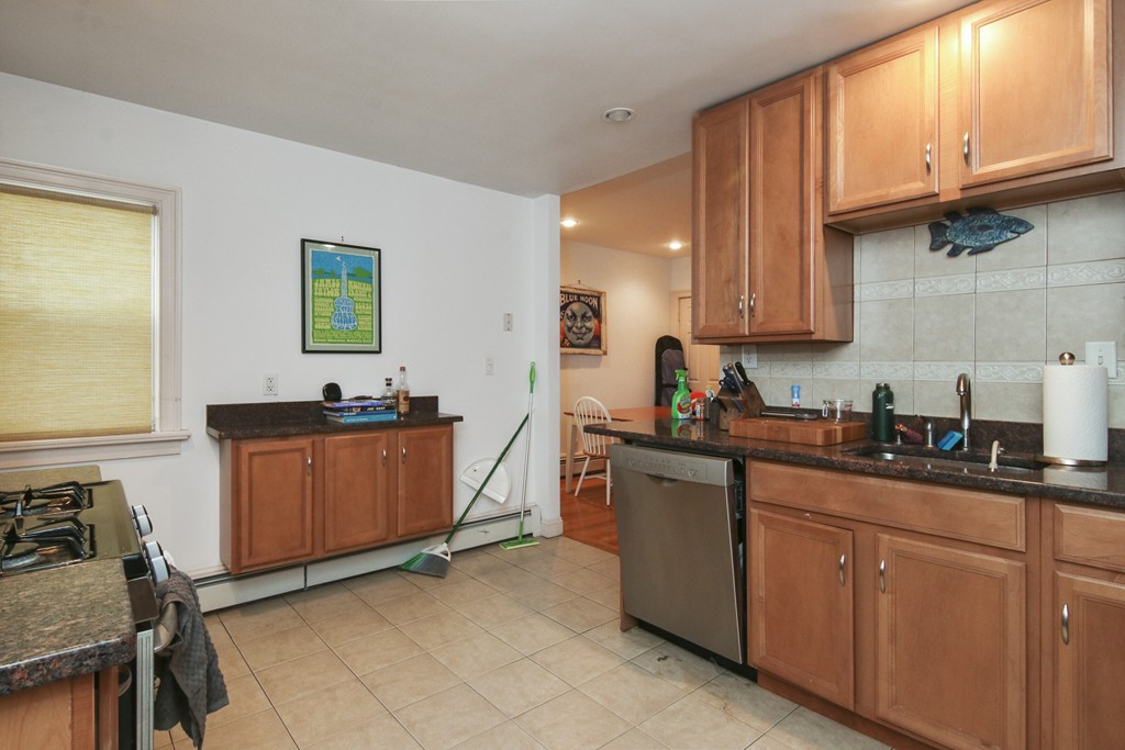 162 L Street, Unit 1 Boston, MA 02127 - Photo 16 of 23