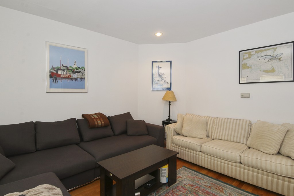 162 L Street, Unit 1 Boston, MA 02127 - Photo 8 of 23