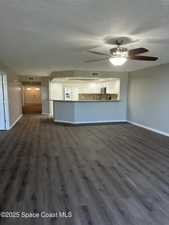 $2,895 | 3360 South Atlantic Avenue, Unit 303, Cocoa Beach, FL 32931