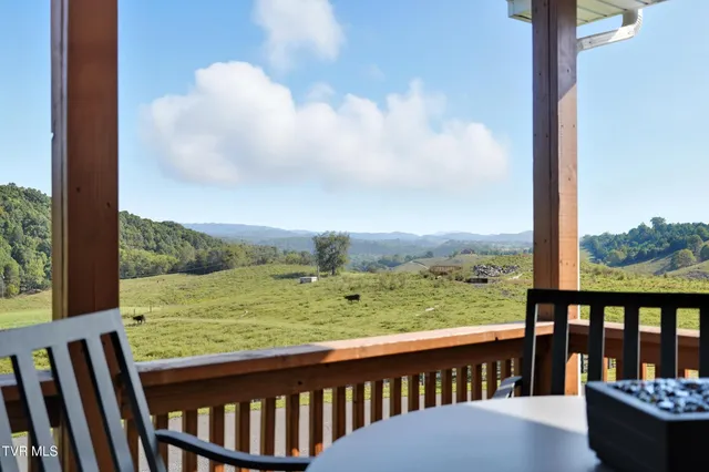 $185,000 | 2886 Buffalo Hollow Road, Castlewood, VA 24224