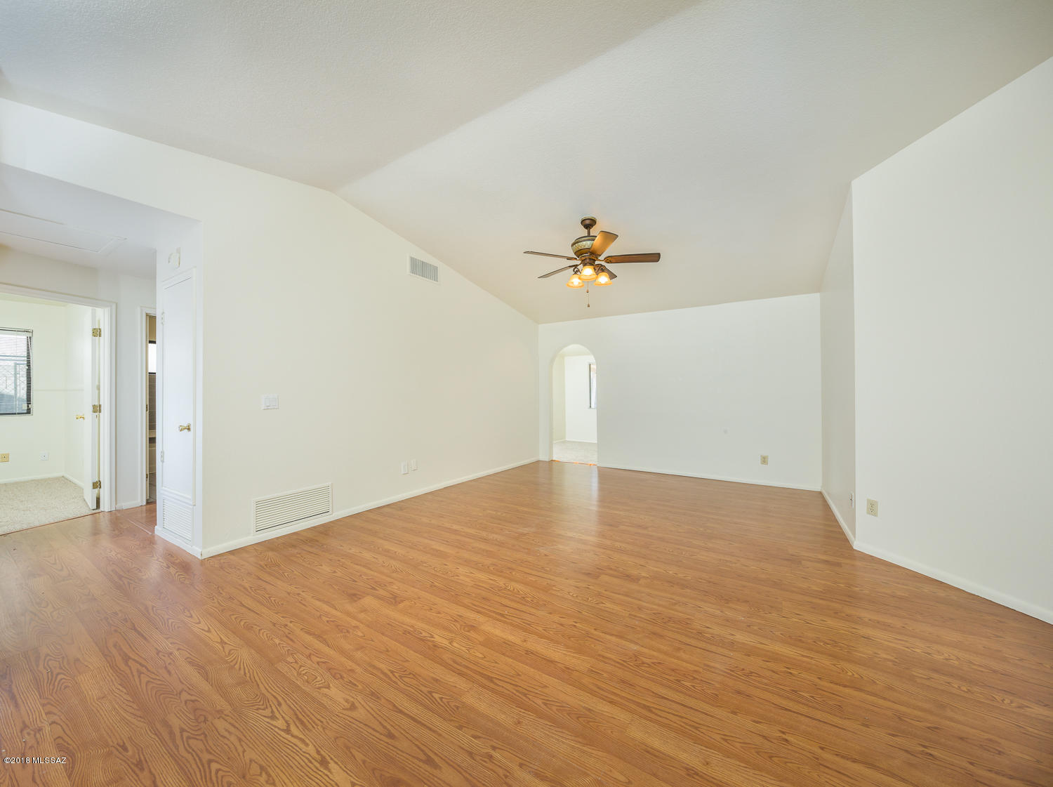 4751 West Hardy Road Tucson, AZ 85742 - Photo 7 of 23