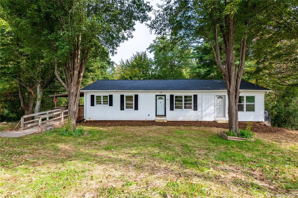 113 Steakhouse Road Morganton, NC 28655 - Photo 3 of 19 a view of a house with a yard