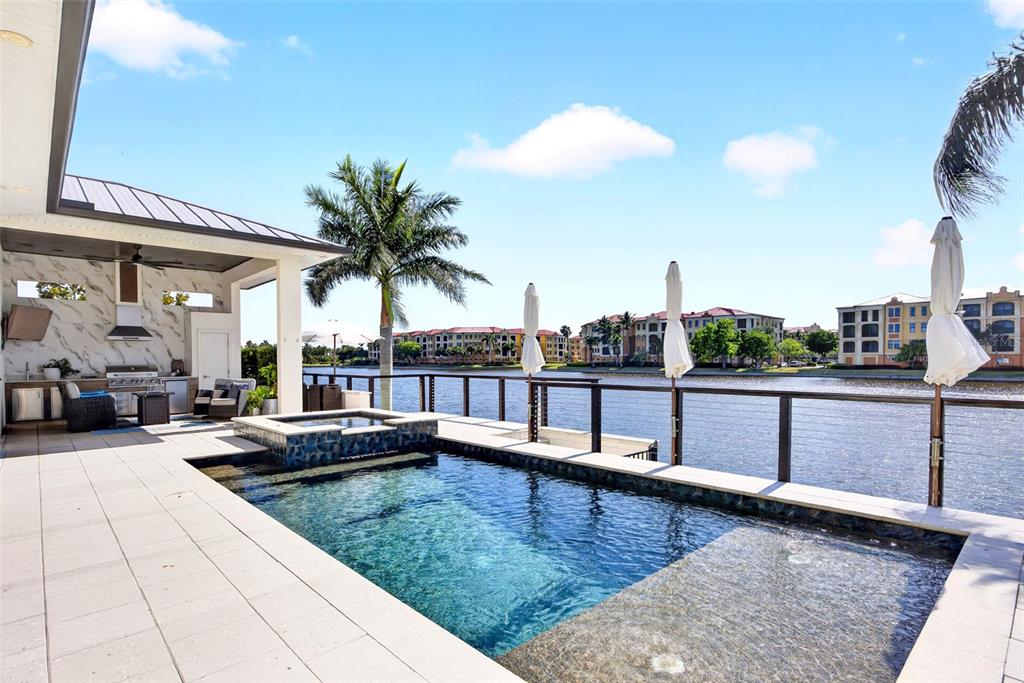125 Colony Point Drive Punta Gorda, FL 33950 - Photo 4 of 63
