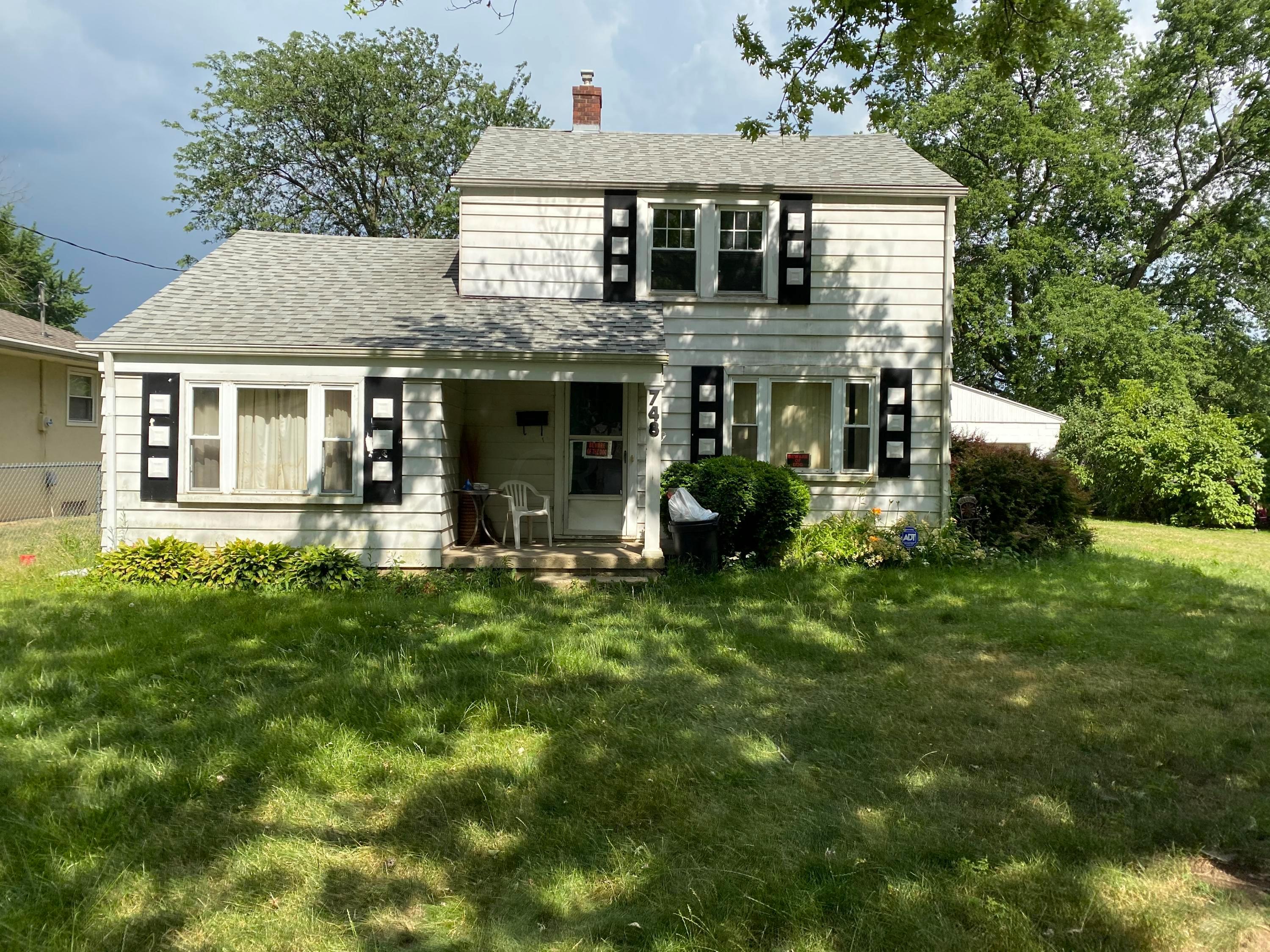 748 Bernhard Road Columbus, OH 43213 - Photo 2 of 4