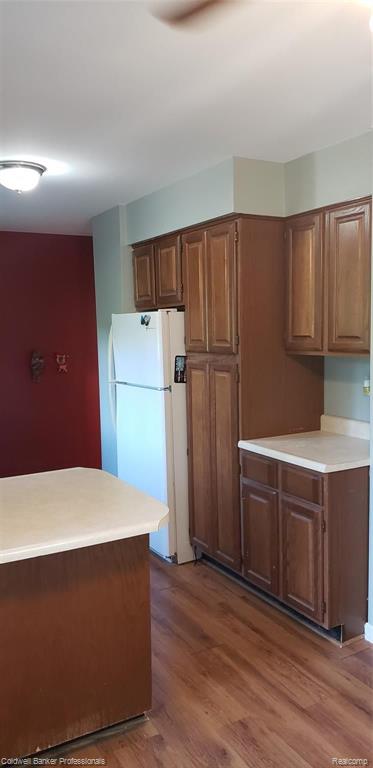 395 Barnes Lake Road Columbiaville, MI 48421 - Photo 6 of 31