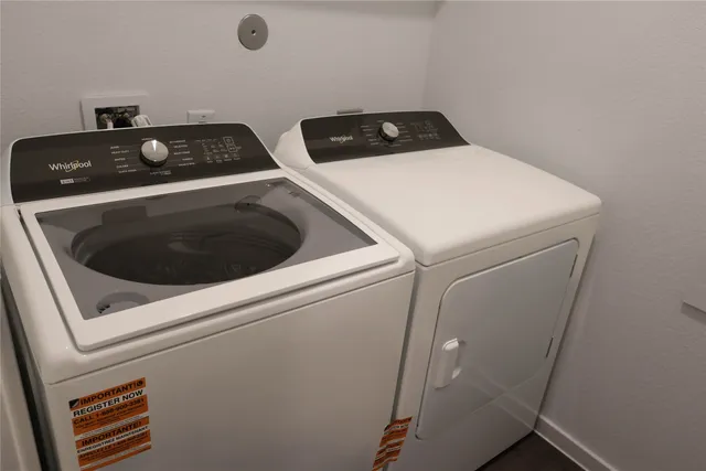 a close up view of washer and dryer