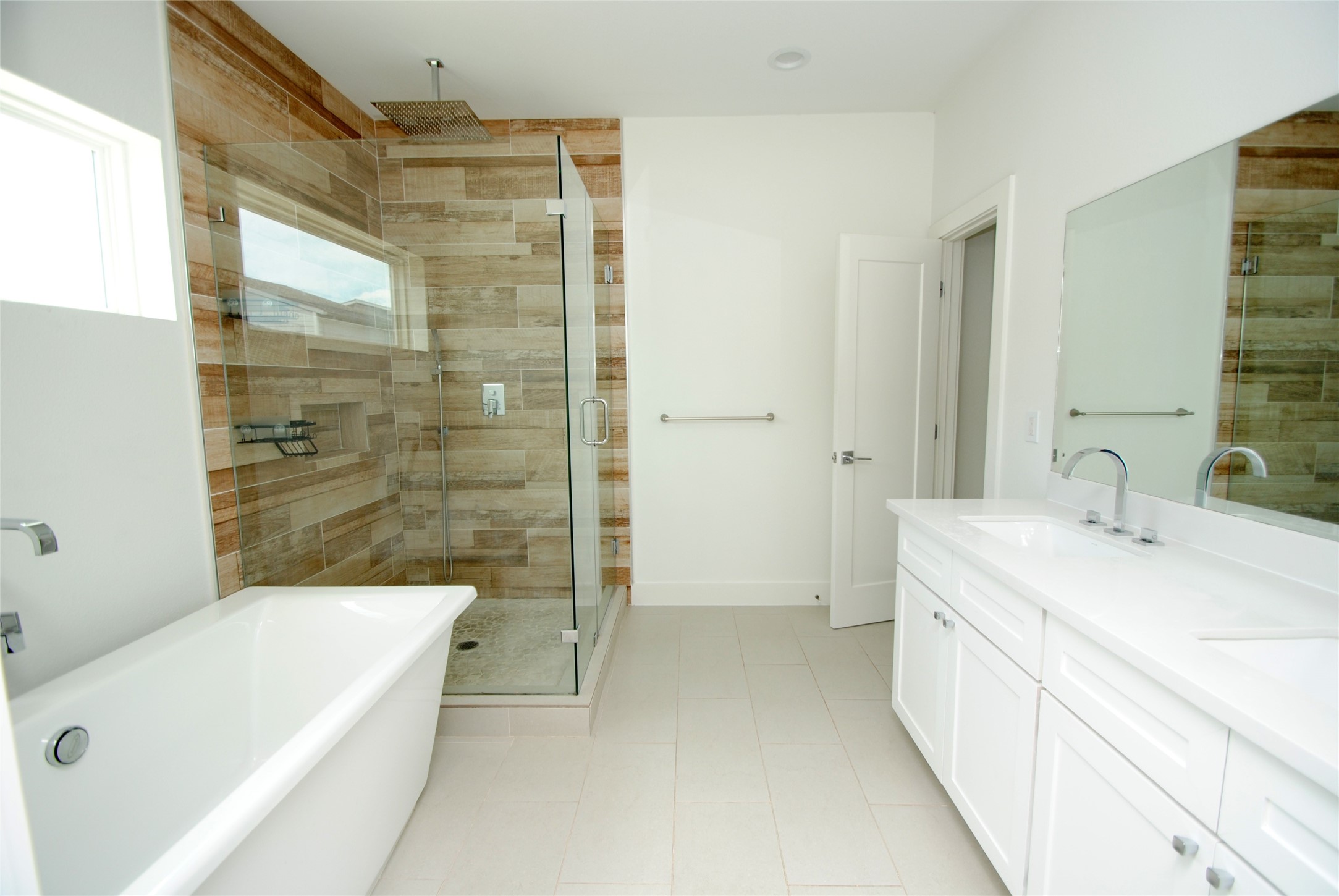7707 Jacquelyn Oaks Road Houston, TX 77055 - Photo 17 of 34 Gallery Image 17