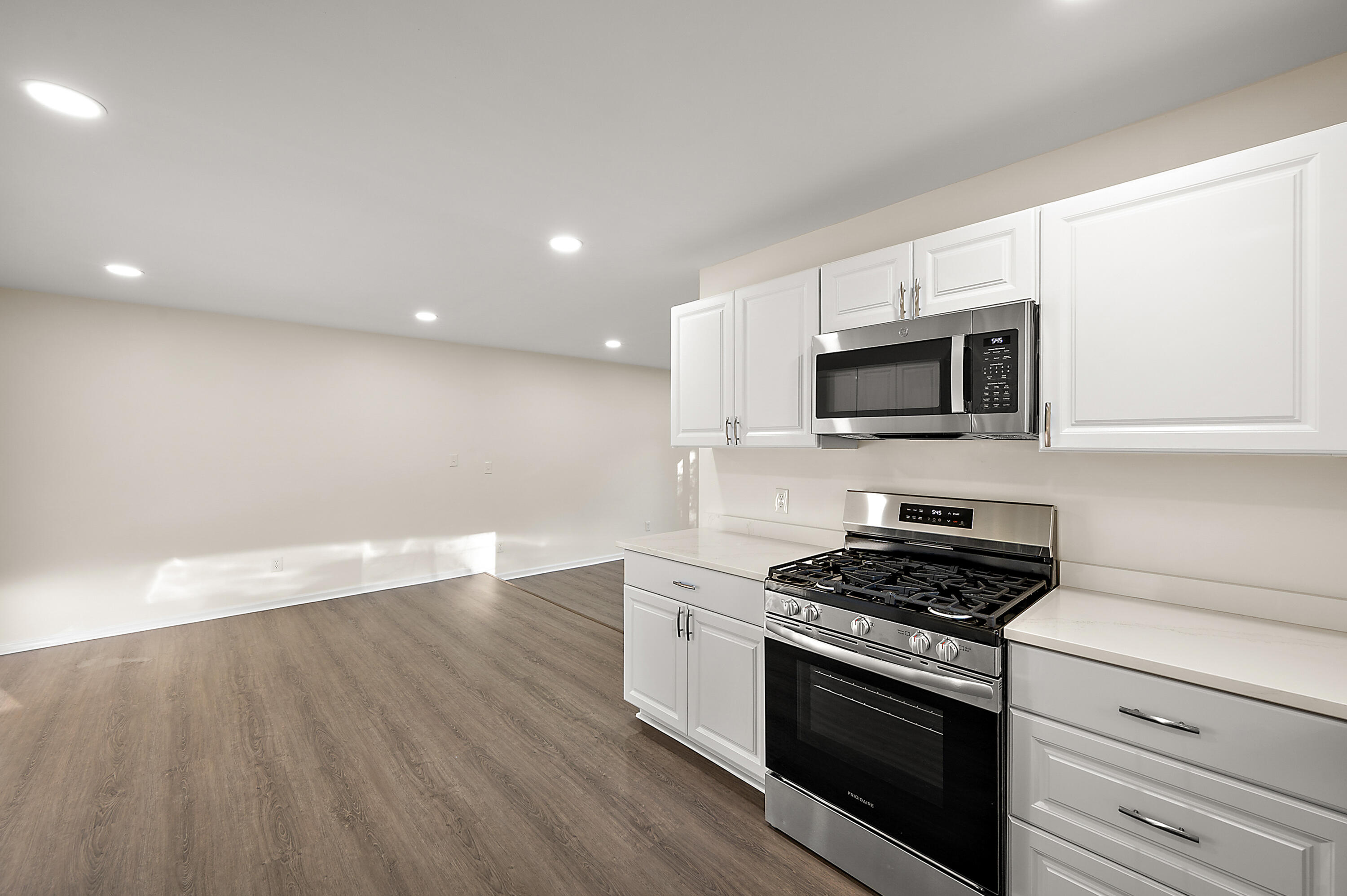 21934 South Nunneley Road Clinton Township, MI 48035 - Photo 15 of 43 21934 S Nunneley Road, Clinton Twp, MI