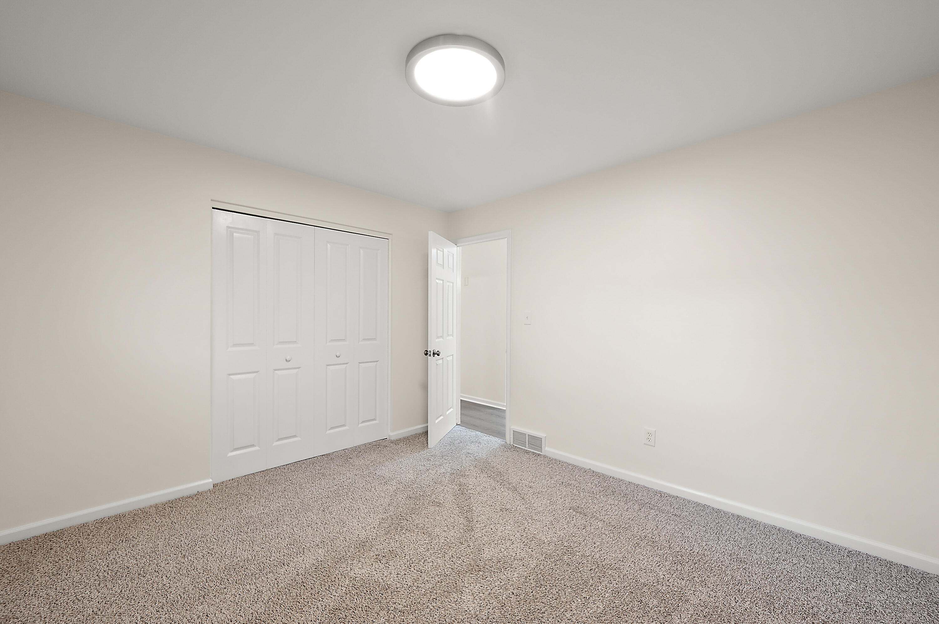 21934 South Nunneley Road Clinton Township, MI 48035 - Photo 19 of 43 21934 S Nunneley Road, Clinton Twp, MI