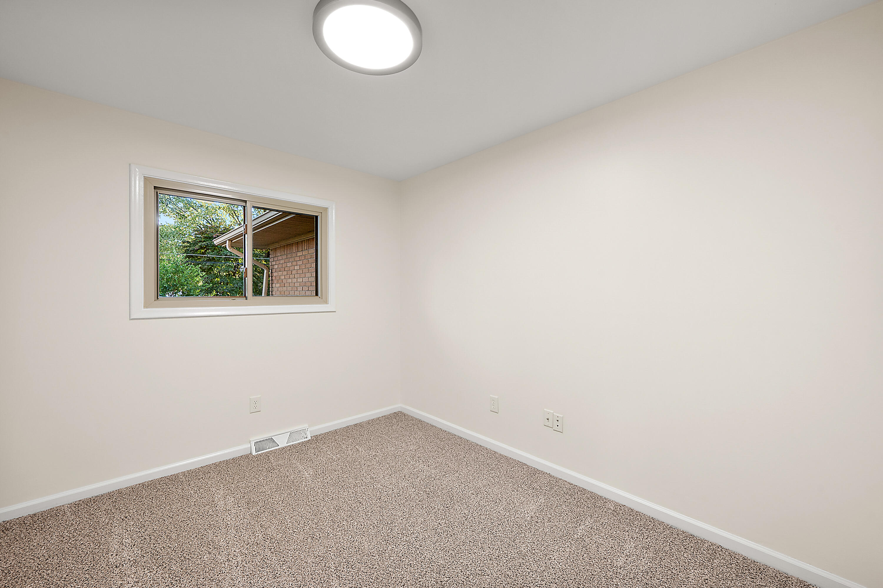 21934 South Nunneley Road Clinton Township, MI 48035 - Photo 25 of 43 21934 S Nunneley Road, Clinton Twp, MI