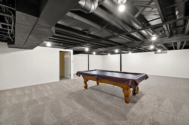 $299,900 | 21934 South Nunneley Road, Clinton Township, MI 48035