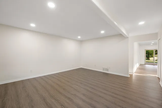 $299,900 | 21934 South Nunneley Road, Clinton Township, MI 48035