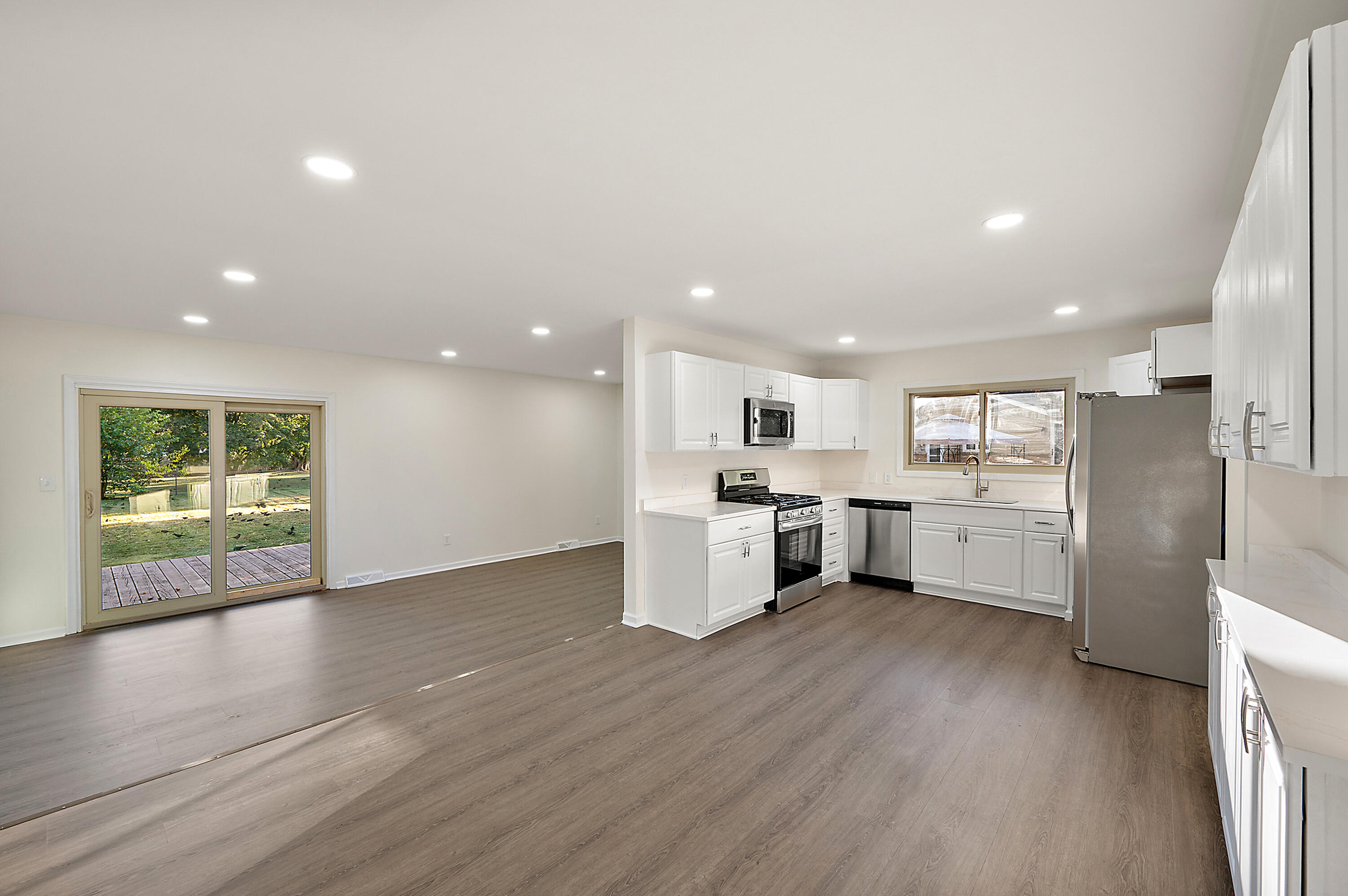 21934 South Nunneley Road Clinton Township, MI 48035 - Photo 8 of 43 21934 S Nunneley Road, Clinton Twp, MI