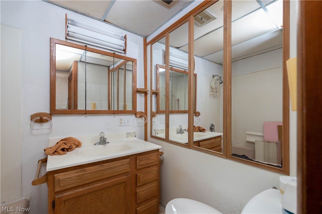 1424 Carson Salt Springs Road Warren, OH 44481 - Photo 14 of 21 Gallery Image 14