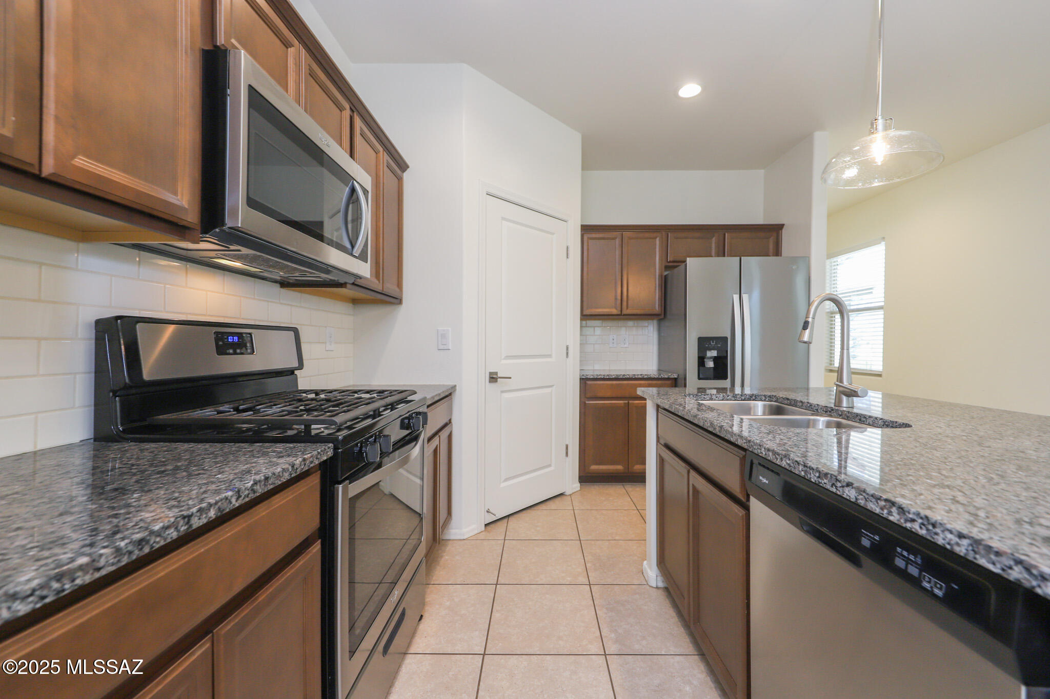 7520 South Circulo Rio Blanco Tucson, AZ 85756 - Photo 10 of 38 Gallery Image 10
