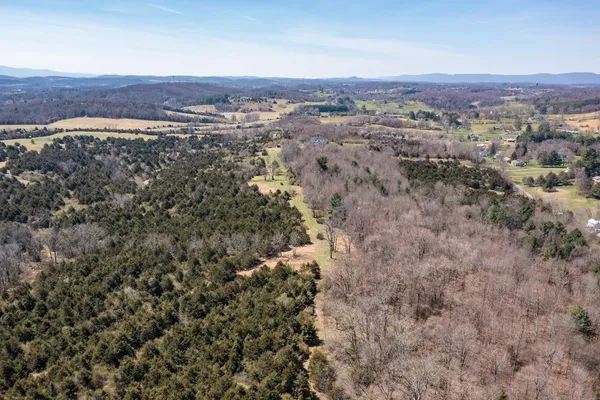 $475,000 | 3-crown Ridge Berry Farm Road, Verona, VA 24482