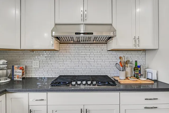 $958,076 | 17779-17779 Rainier Avenue, Hayward, CA 94541