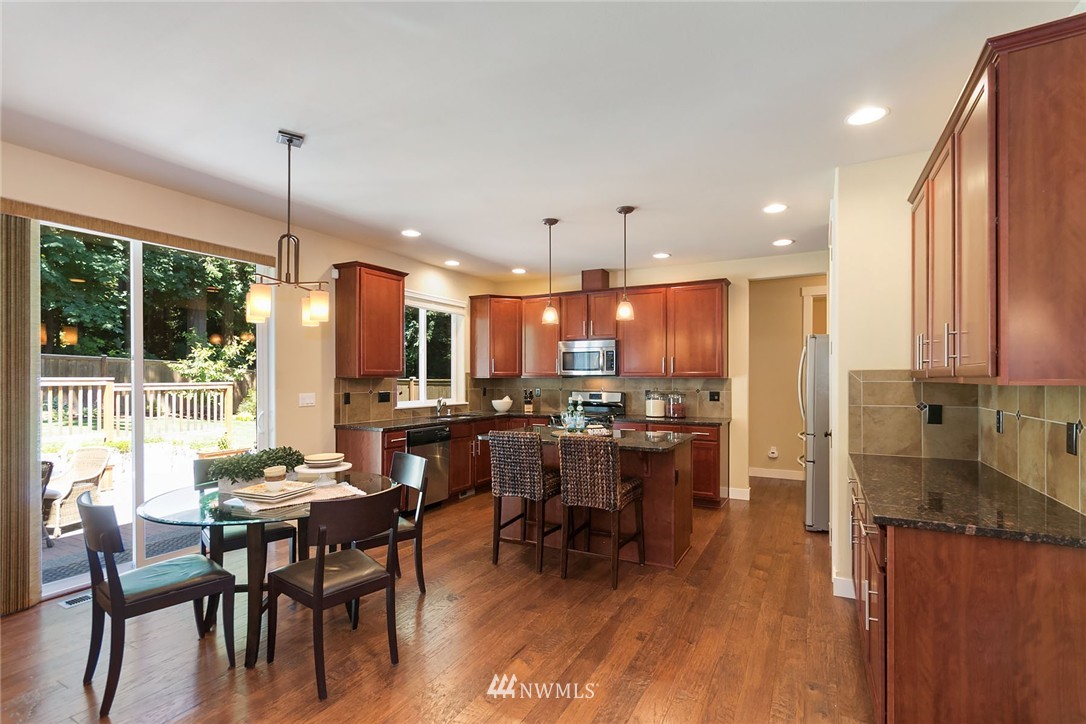15 233rd Place Southeast Bothell, WA 98021 - Photo 9 of 25