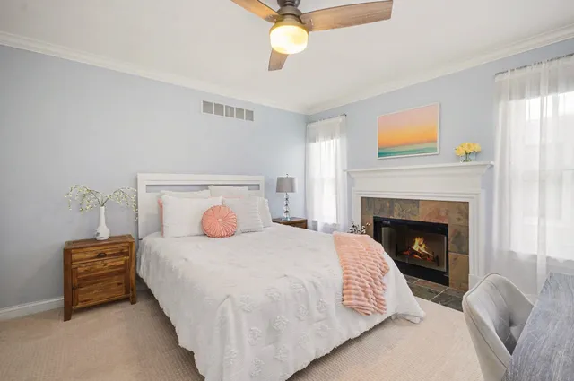 $1,137,000 | 10 Riverbank Drive, Beverly Hills, MI 48025