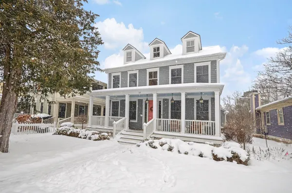 $1,099,000 | 10 Riverbank Drive, Beverly Hills, MI 48025