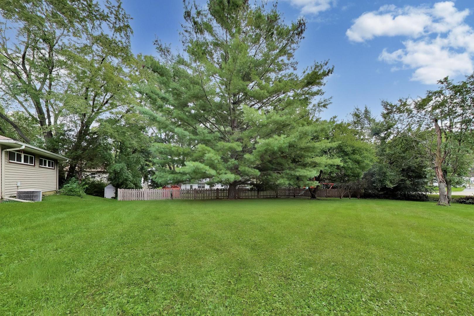 427 West Helen Road Palatine, IL 60067 - Photo 25 of 29 Gallery Image 25