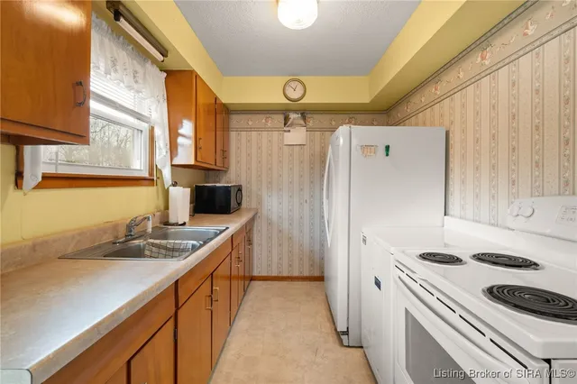 $204,900 | 6328 Buttontown Road, Greenville, IN 47124