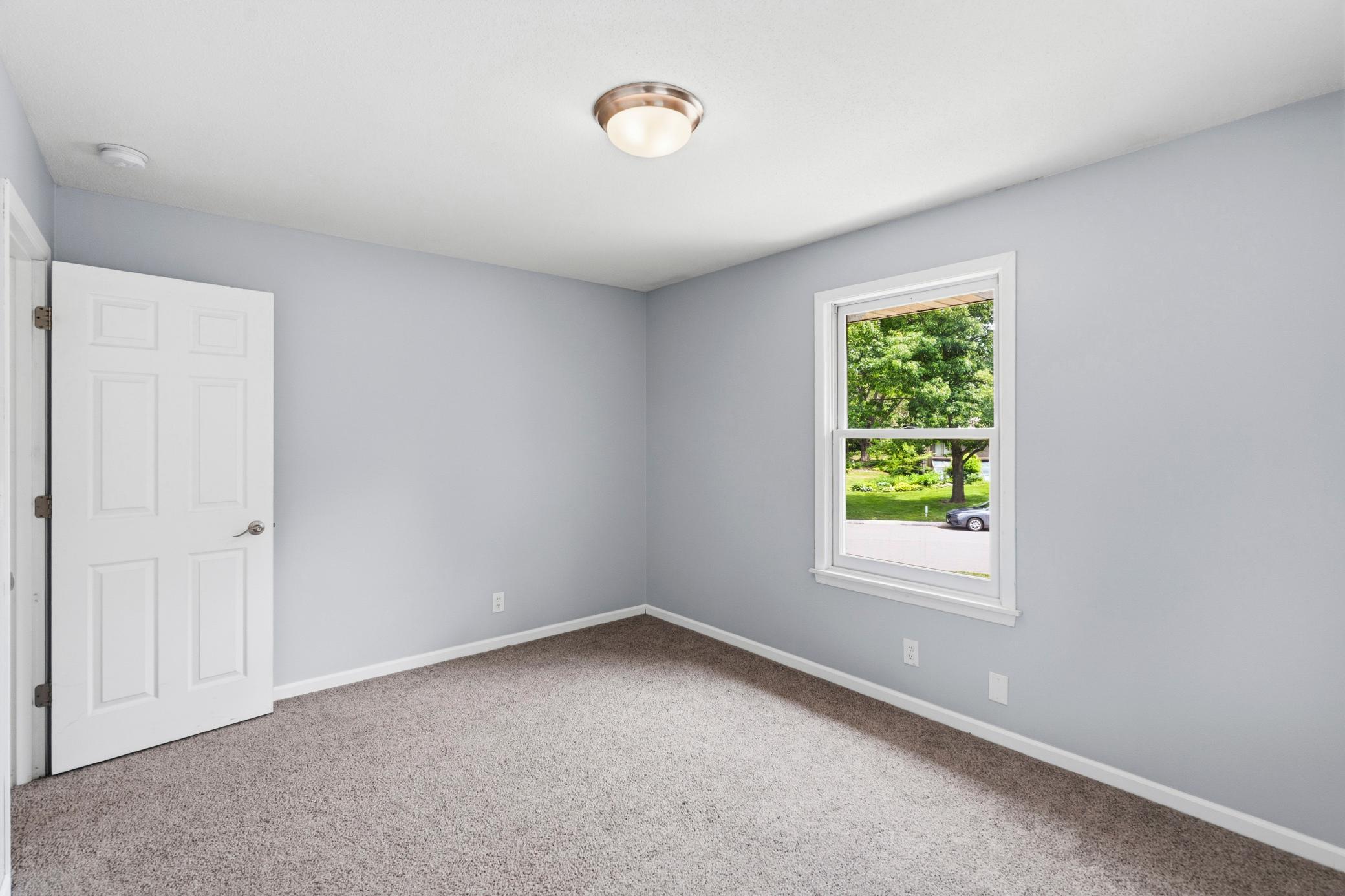 10500 Vessey Road Bloomington, MN 55437 - Photo 17 of 45 Gallery Image 17