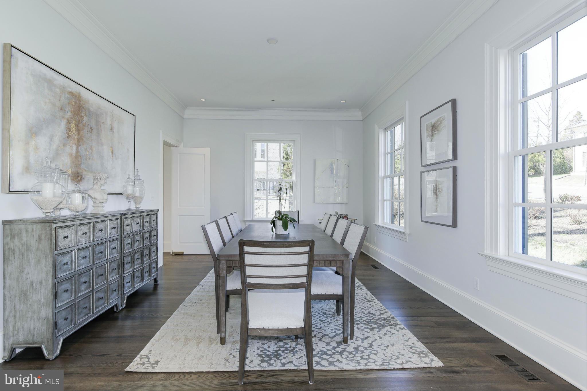 4450 Deerfield Road Washington, DC 20007 - Photo 4 of 28 a dining room with furniture and window
