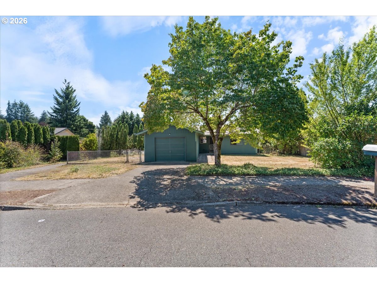 38938 Long Circle Sandy, OR 97055 - Photo 2 of 18 Gallery Image 2