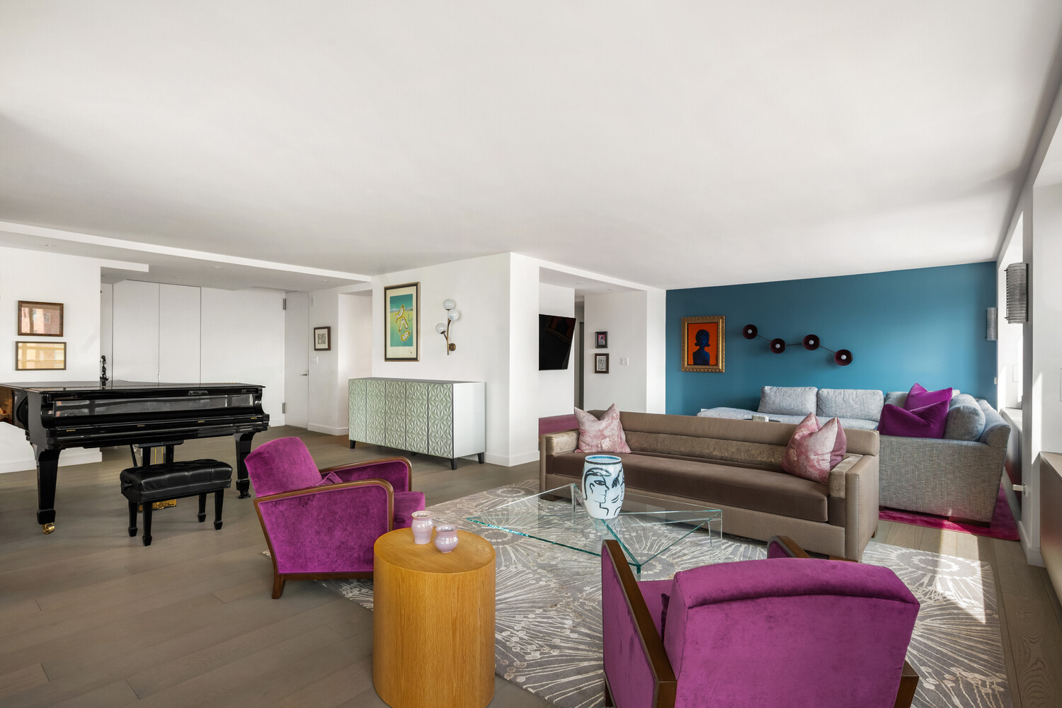 190 East 72nd Street, Unit 25BD Manhattan, NY 10021 - Photo 2 of 18