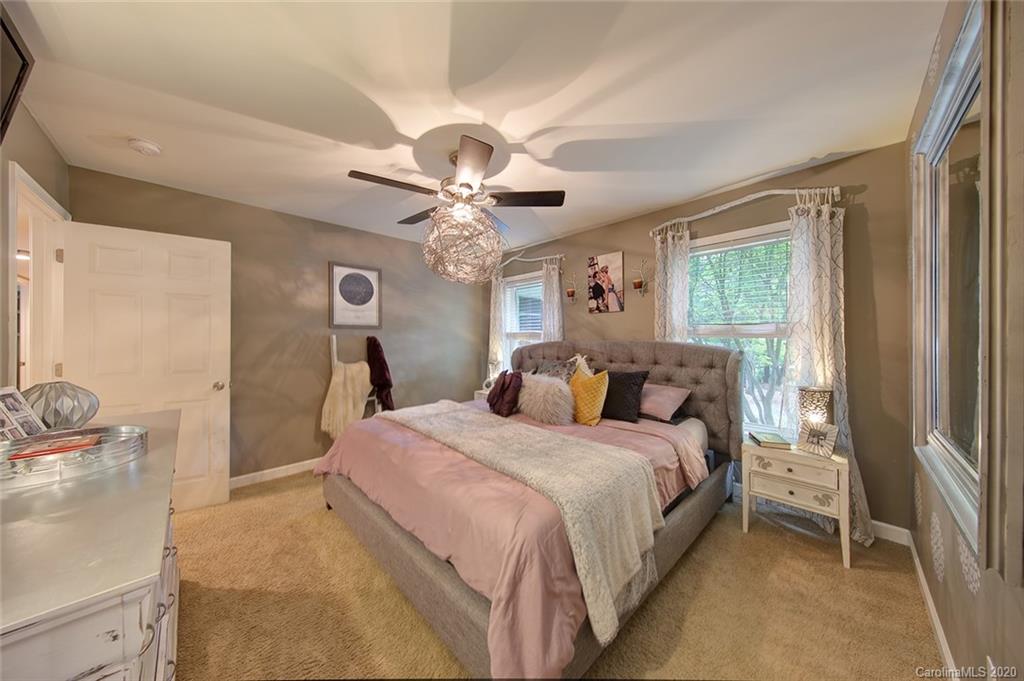 7 McDonald Road Arden, NC 28704 - Photo 11 of 27 Gallery Image 11