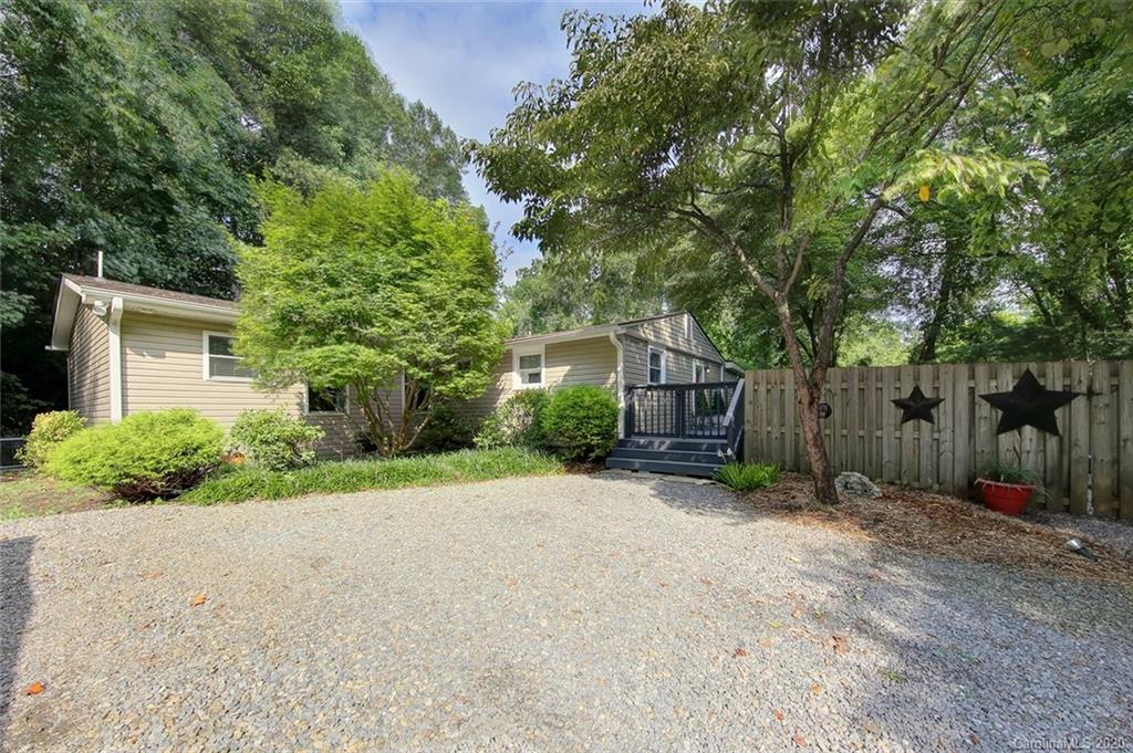 7 McDonald Road Arden, NC 28704 - Photo 3 of 27 Gallery Image 3
