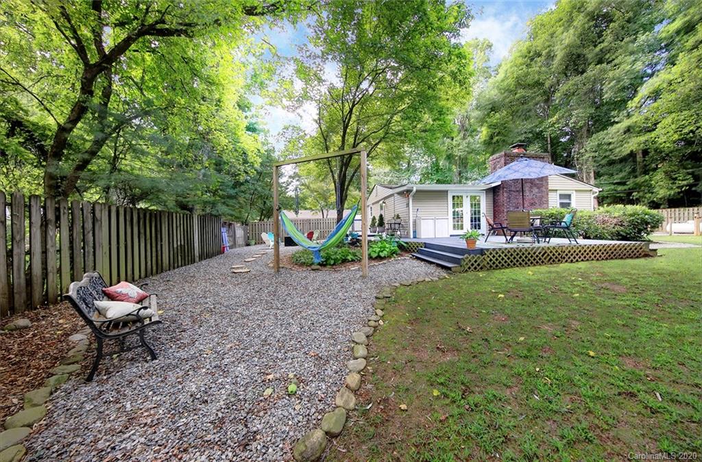 7 McDonald Road Arden, NC 28704 - Photo 6 of 27 Gallery Image 6