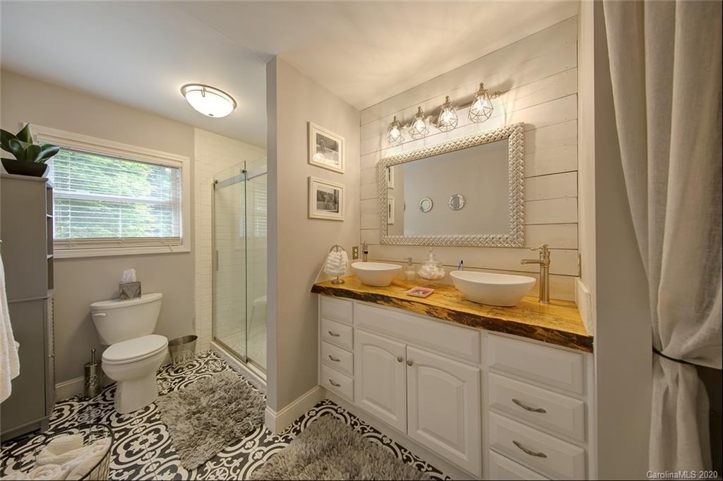 7 McDonald Road Arden, NC 28704 - Photo 10 of 27 Gallery Image 10