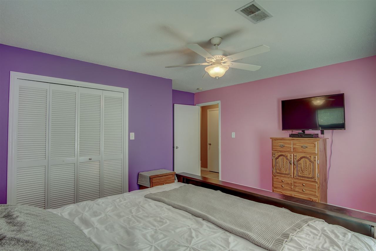 118 Lawson Road Daphne, AL 36526 - Photo 17 of 25 Guest Bedroom