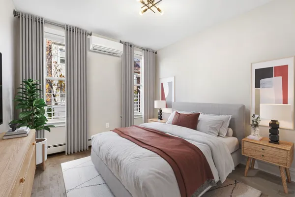 $3,675 | 104 Oak Street, Unit 1, Weehawken, NJ 07086
