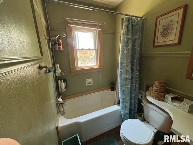 $175,000 | 814 3rd Street, Rosiclare, IL 62982